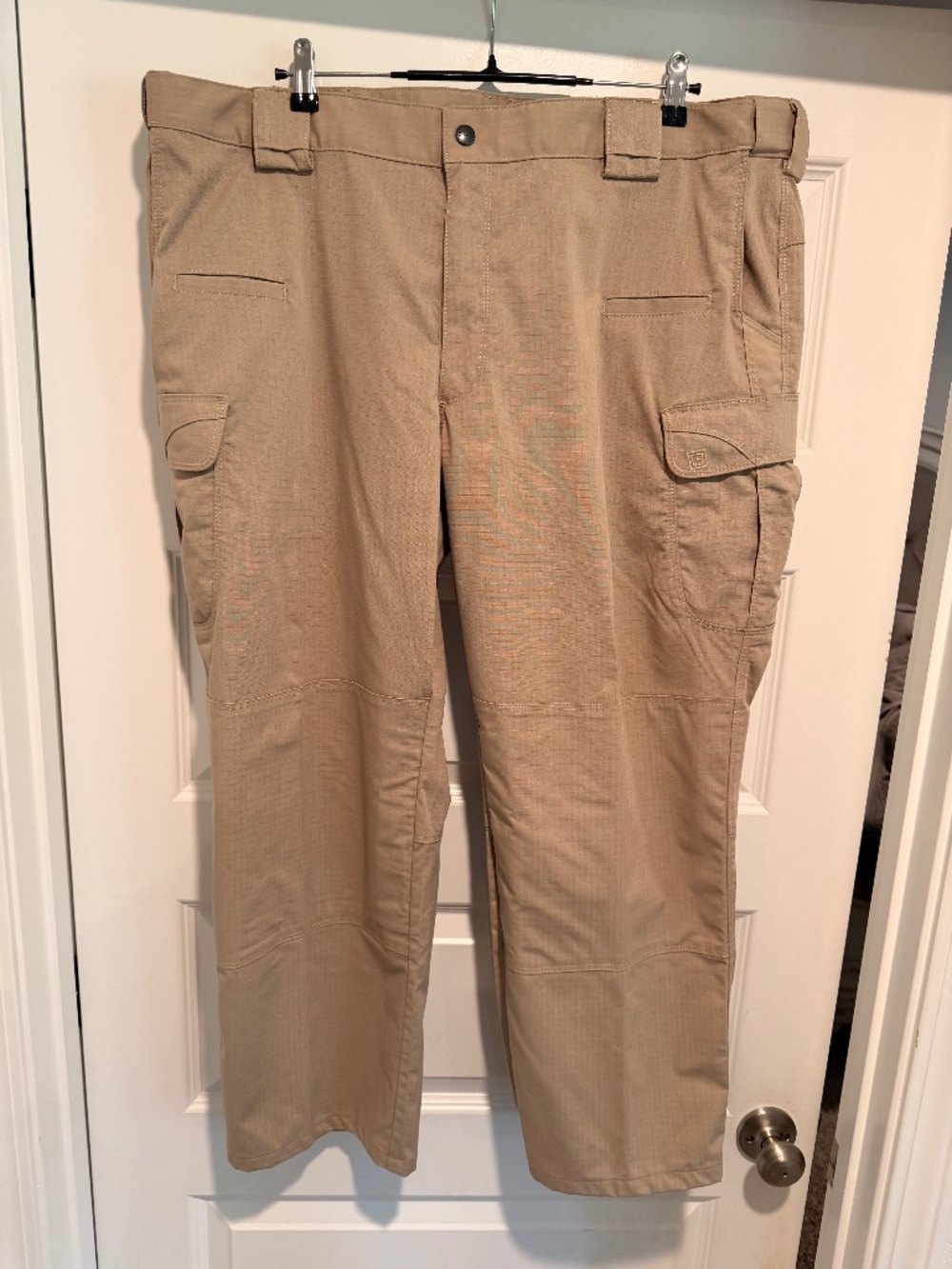5.11 tactical khakis